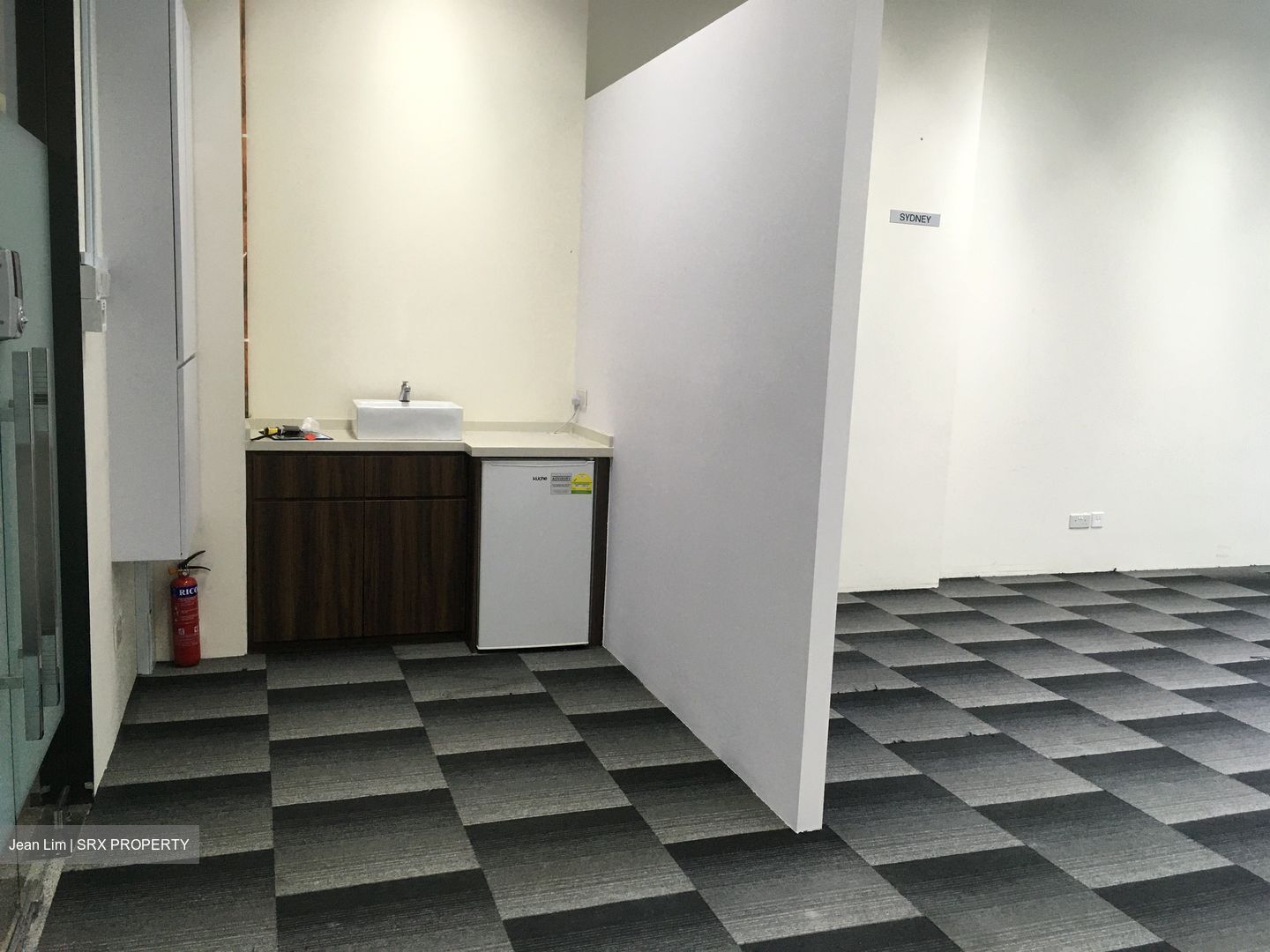 Sbf Center (D1), Office #488928401